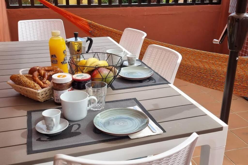 Appartamento Bouganville Con Terrazza E Piscina Corralejo Ngoại thất bức ảnh